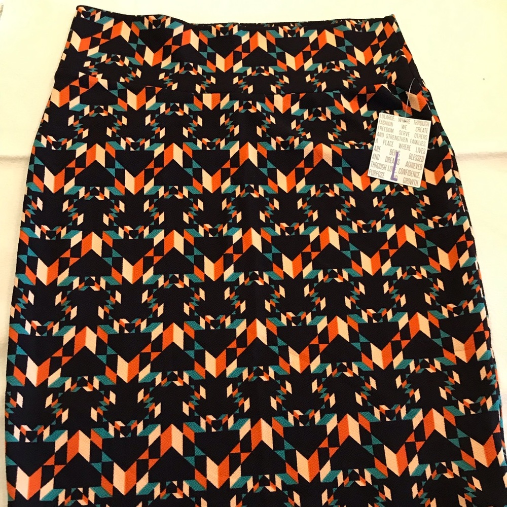 LuLaRoe L Cassie Skirt NWT